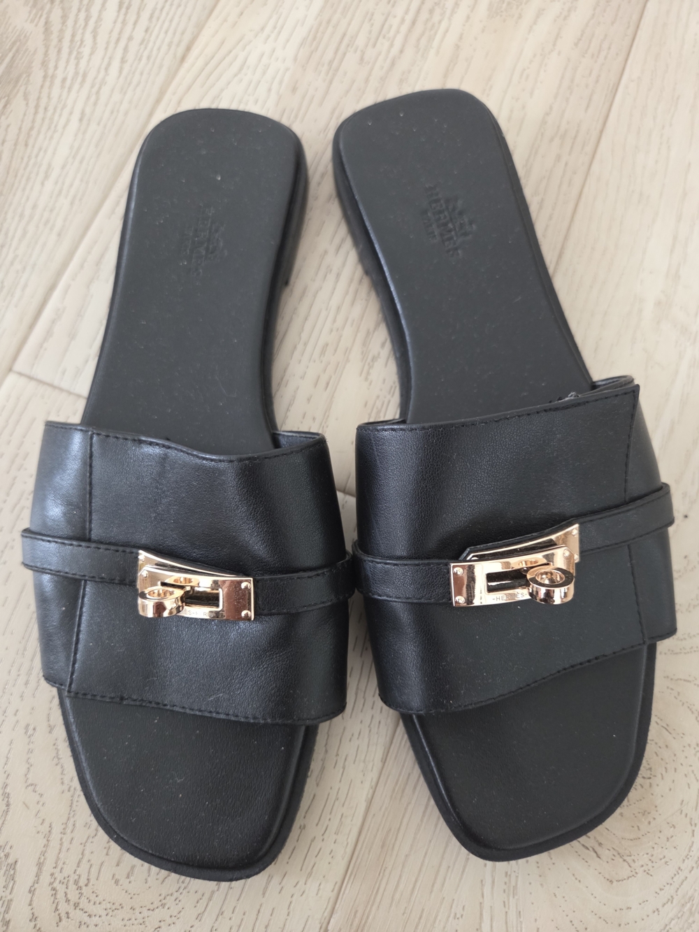 hermes black slides